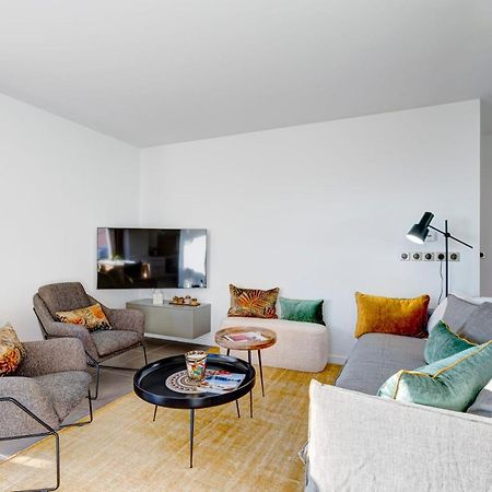 Serenity - 3 Bedroom Top Floor Apartment Parking & Lake View Terrace Annecy Luaran gambar