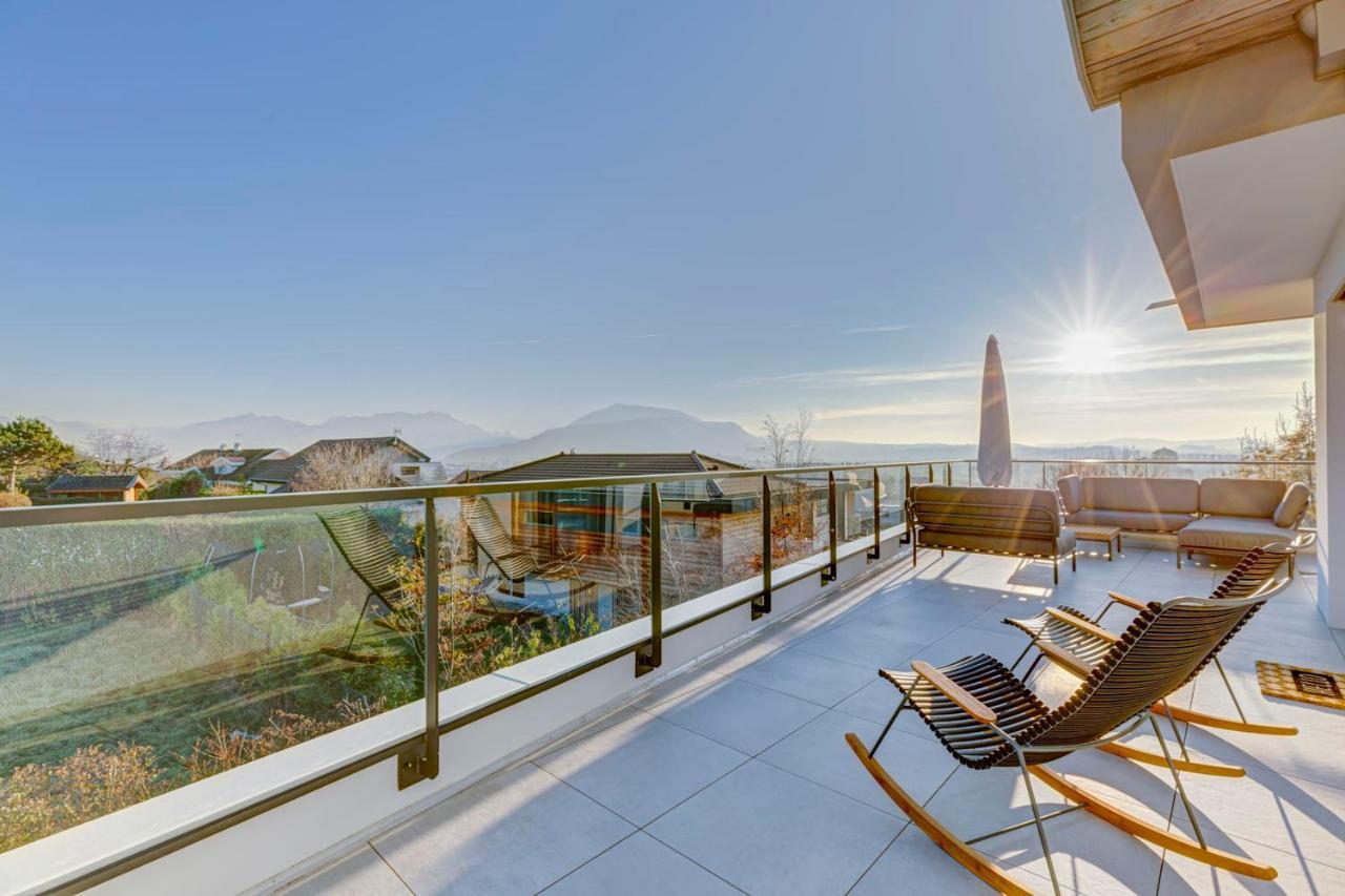 Serenity - 3 Bedroom Top Floor Apartment Parking & Lake View Terrace Annecy Luaran gambar